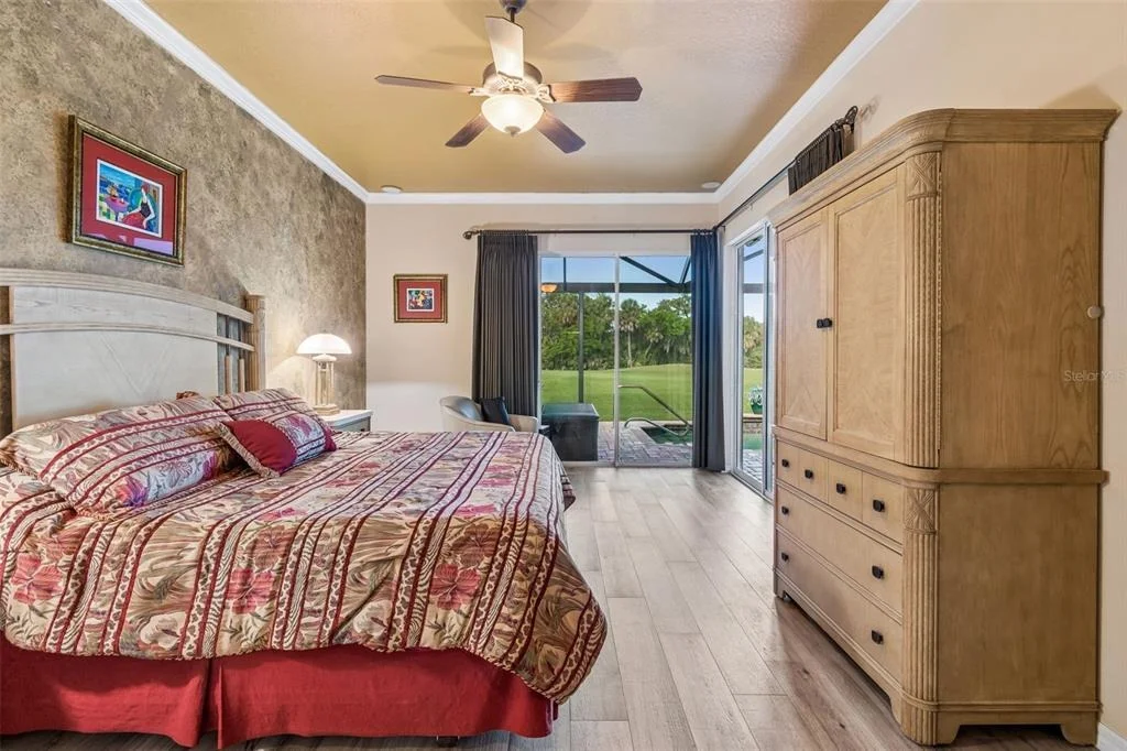 Photo of 566 PLANTERS MANOR WAY