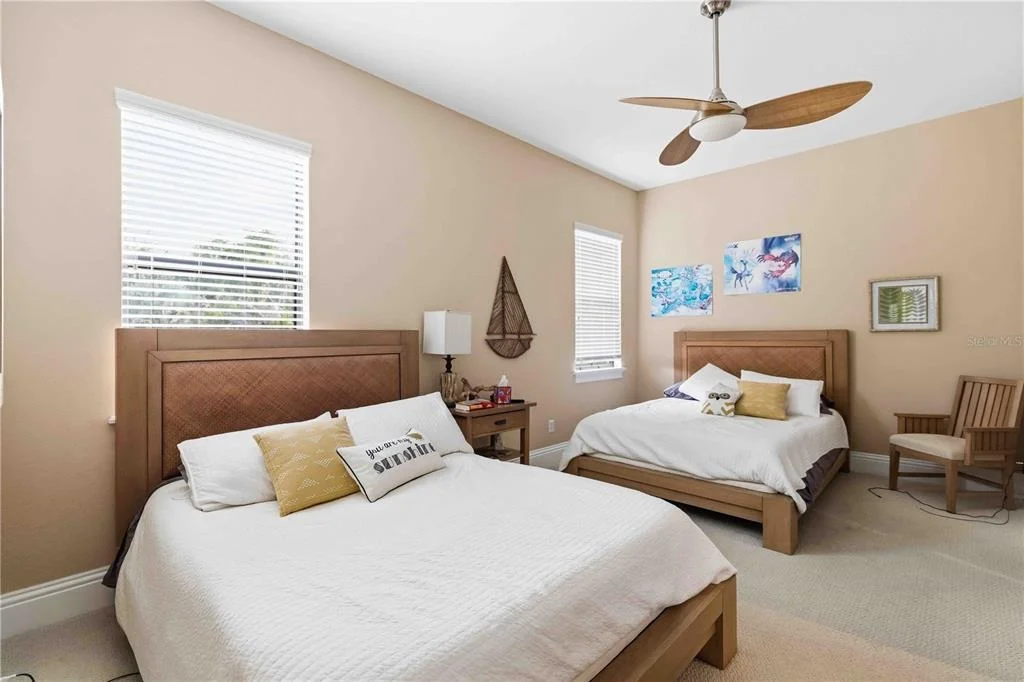 Photo of 16220 TERNGLADE DRIVE