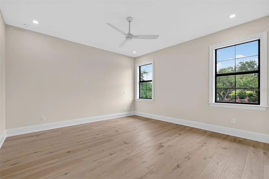 Photo of 656 TROPICAL CIRCLE
