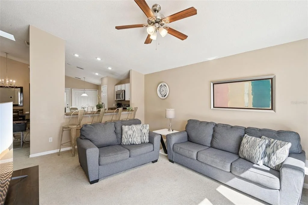 Photo of 905 LOCKBREEZE DRIVE