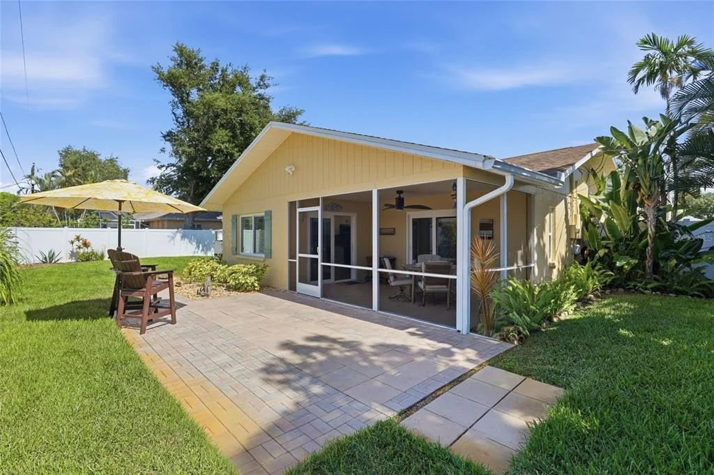 Photo of 707 BEVERLY ROAD