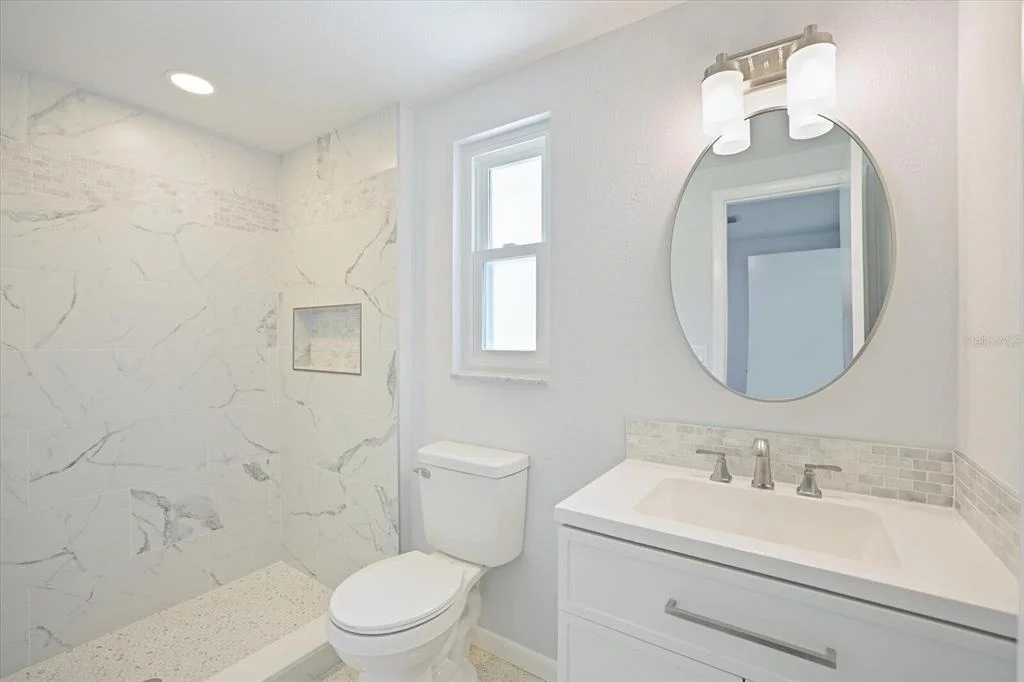Photo of 3485 ROSLYN ROAD