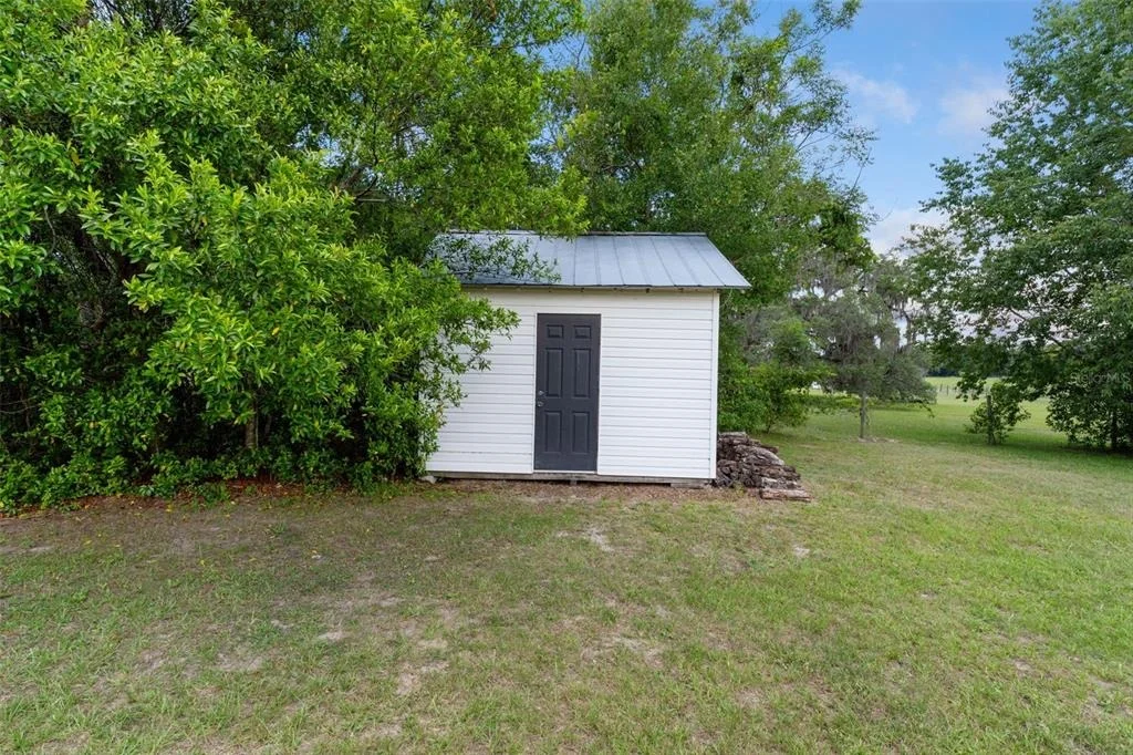 Photo of 26255 LAMBETH ROAD