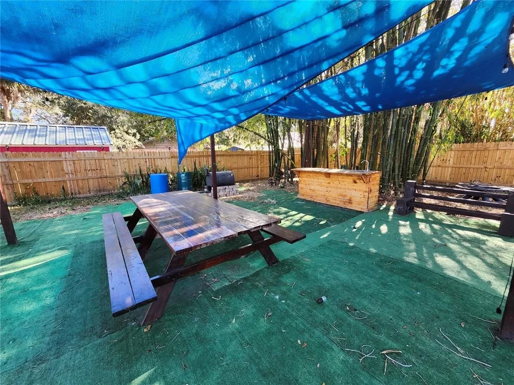 Photo of 10805 DESOTO ROAD