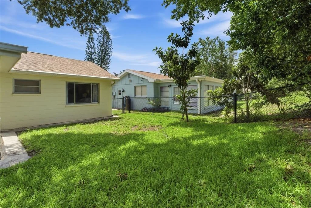 Photo of 12219 QUAIL RUN ROW