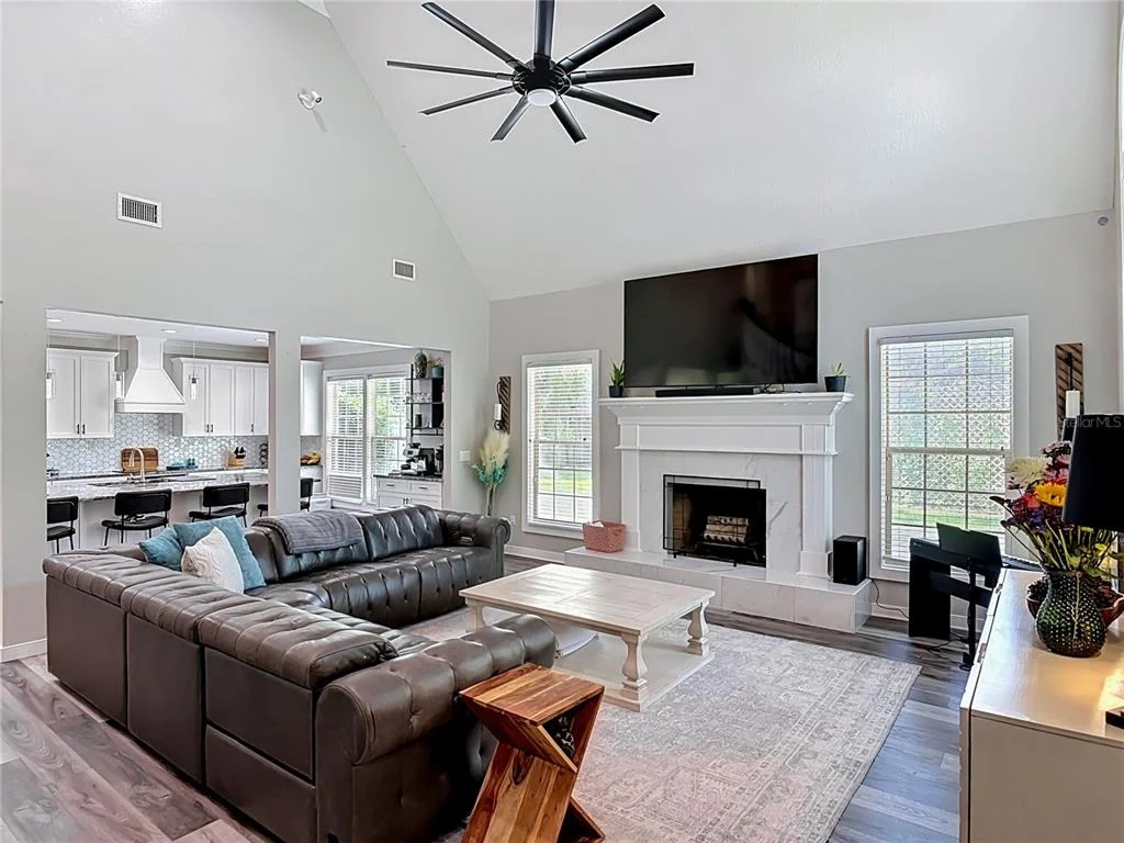Photo of 38 WINDING CREEK WAY
