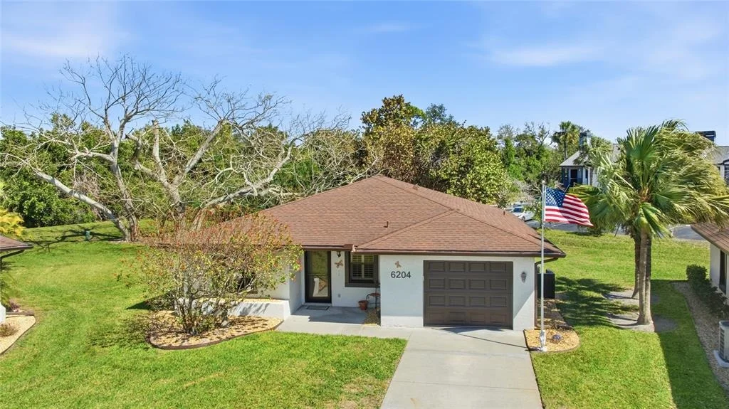 Photo of 6204 HERITAGE LANE