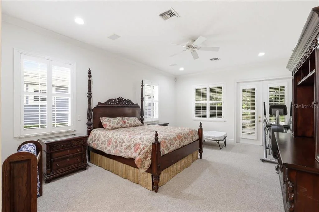 Photo of 6124 FOXFIELD COURT