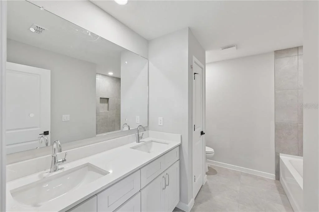 Photo of 84 SPRINGWOOD DRIVE