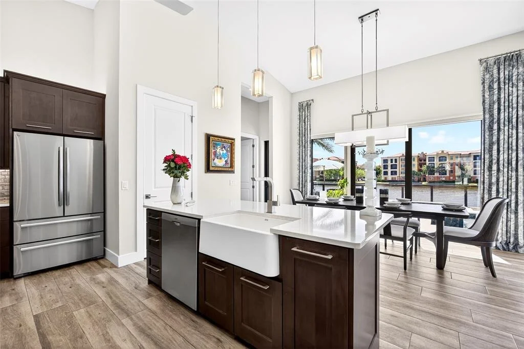 Photo of 125 COLONY POINT DRIVE