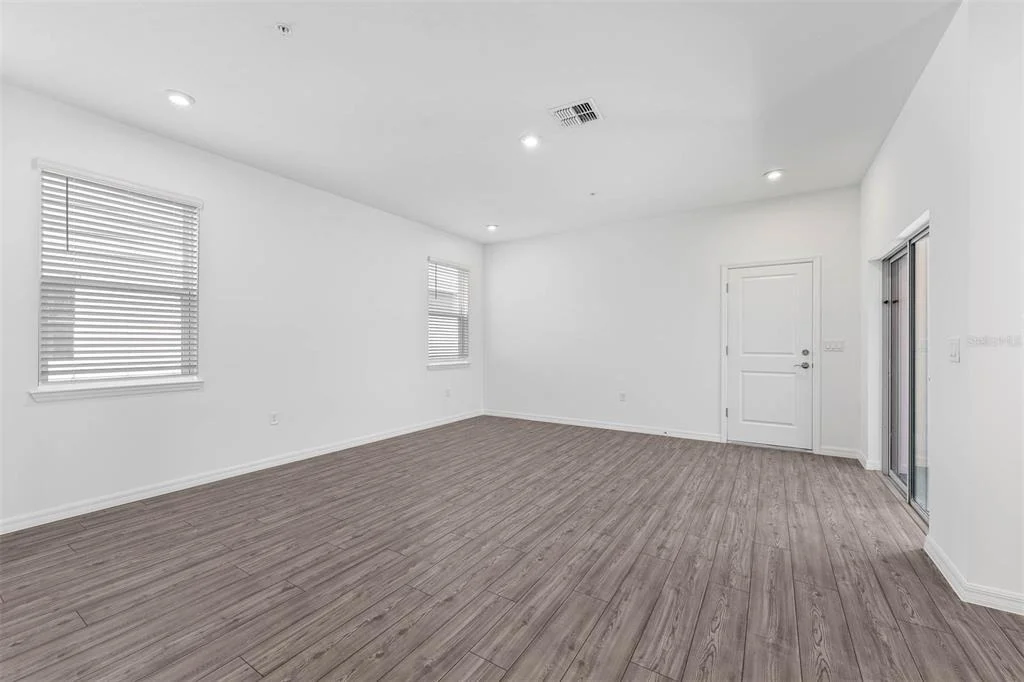 Photo of 1837 HORSETAIL DRIVE