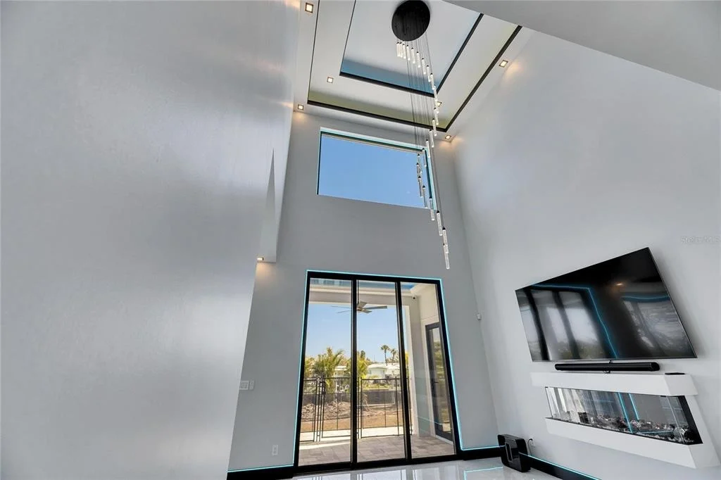 Photo of 6538 SIMONE SHORES CIRCLE