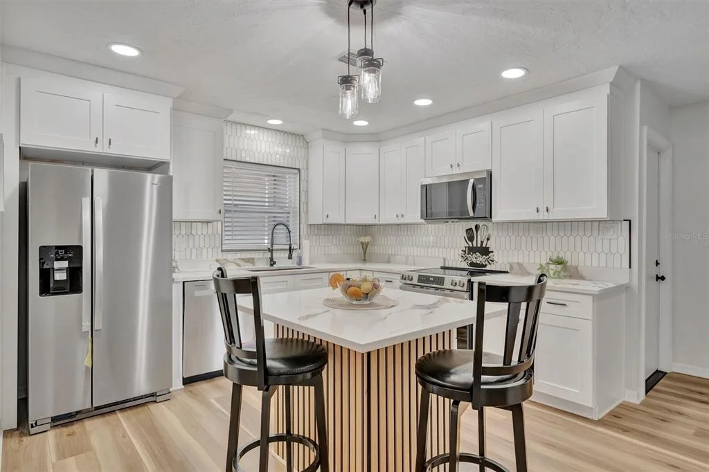 Photo of 6209 FLAMINGO DRIVE