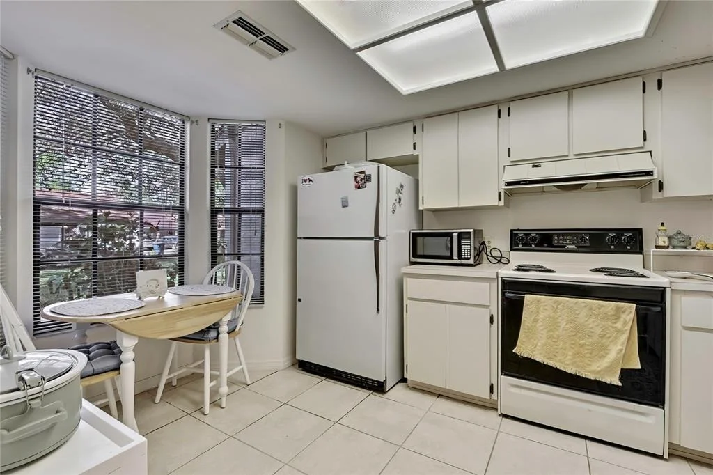 Photo of 2111 FORESTER WAY