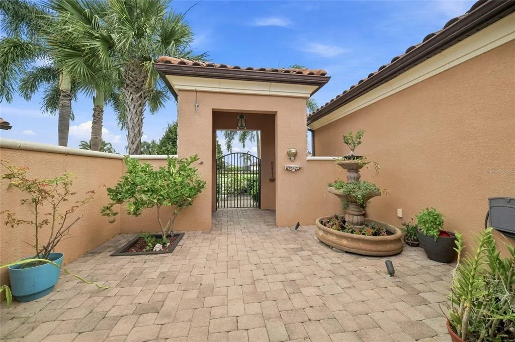 Photo of 12672 FONTANA LOOP
