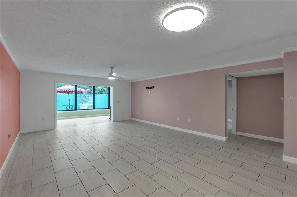 Photo of Unit 511 at 511 LAKESIDE DRIVE