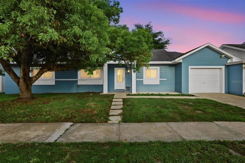 Photo of 8405 OAK BLUFF DRIVE