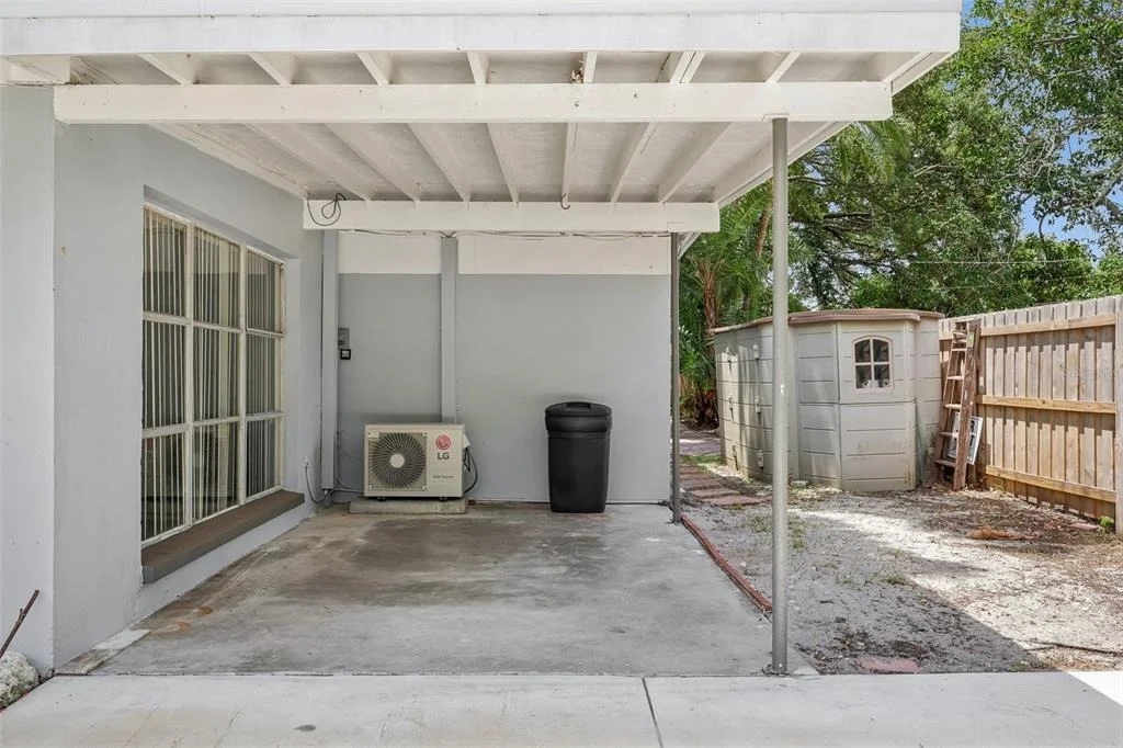 Photo of 2117 BARCELONA DRIVE