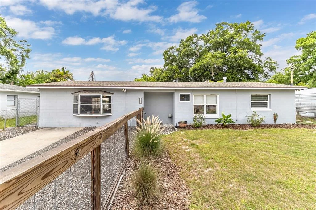 Photo of 855 PEARL DRIVE