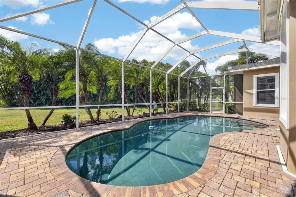 Photo of 824 ISLEBAY DRIVE