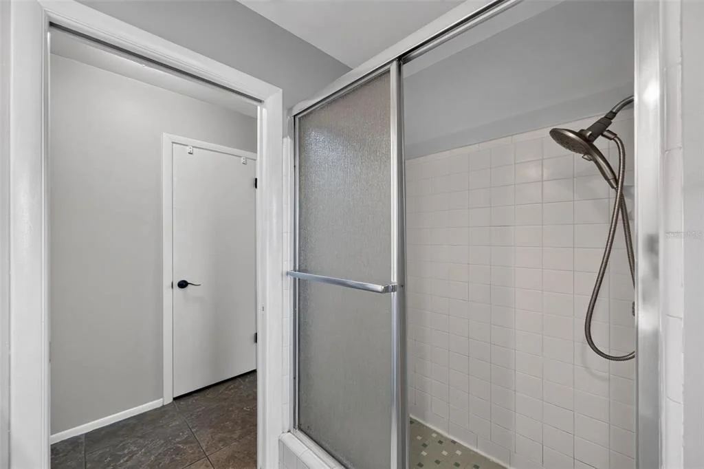 Photo of 559 MOUNT VERNON DRIVE