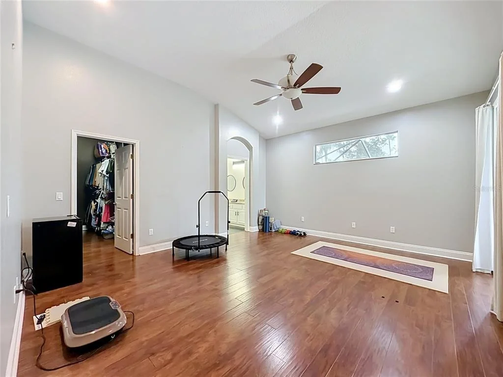 Photo of 5846 BENT GRASS DRIVE