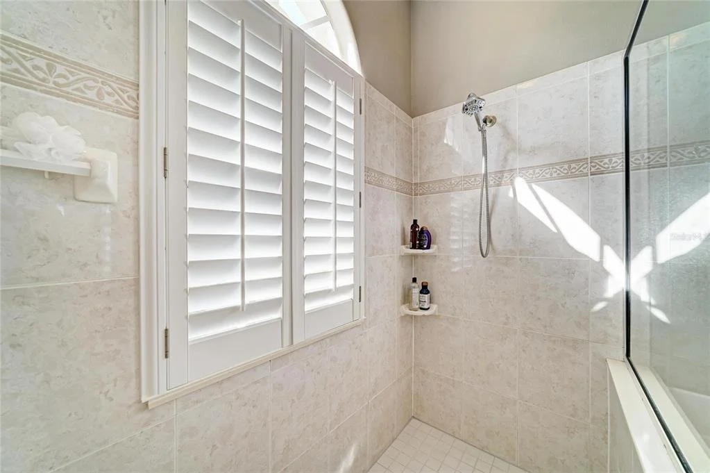 Photo of 4727 COMPASS DRIVE