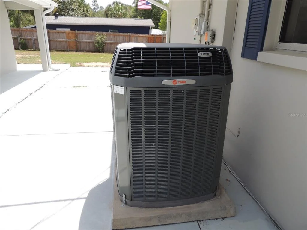 Photo of 13250 NE 52ND PLACE