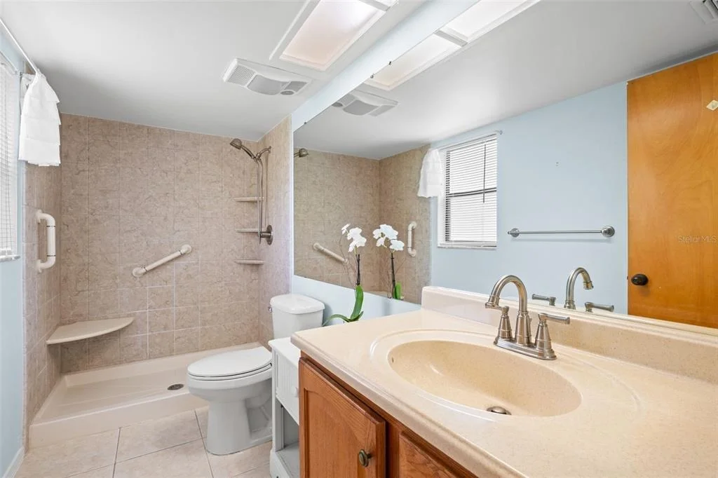 Photo of Unit 5C at 2502 ROYAL PINES CIRCLE