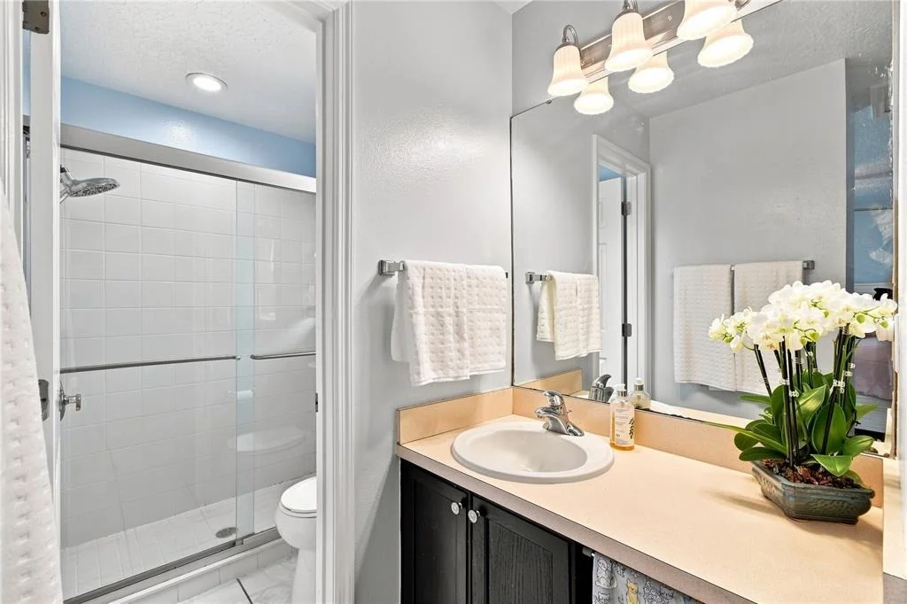 Photo of 1009 SPRING LOOP WAY