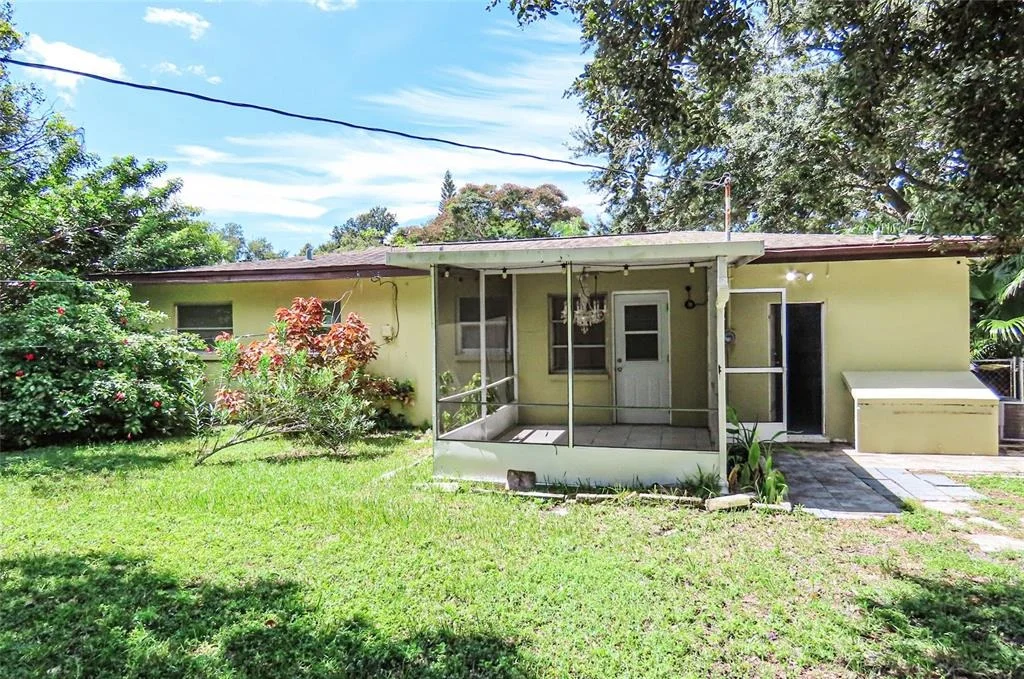 Photo of 1841 WEST DRIVE