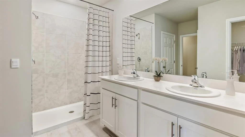 Photo of 16280 MINORCA DRIVE