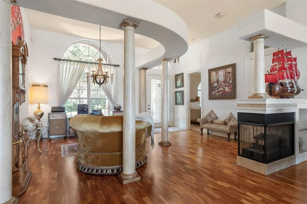 Photo of 62 OAK VIEW CIRCLE