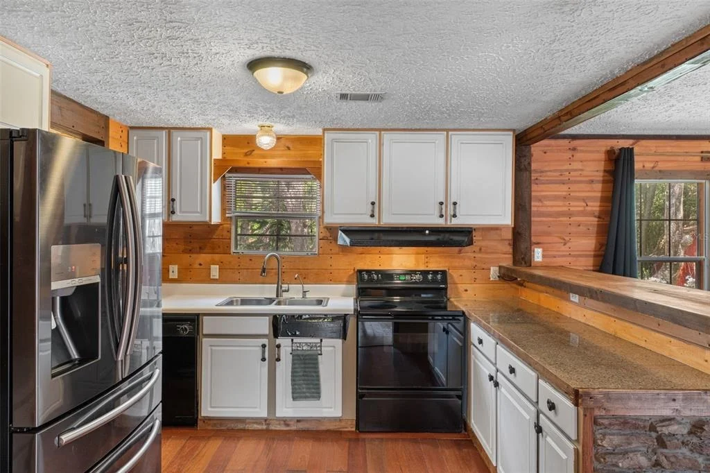 Photo of 3322 SUSAN DRIVE