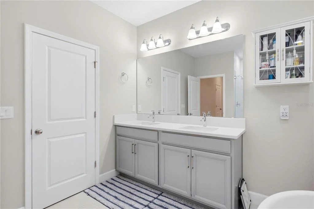 Photo of 957 TALON PLACE