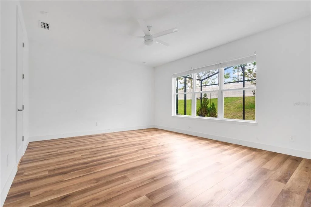Photo of 961 LAKESIDE ESTATES DRIVE