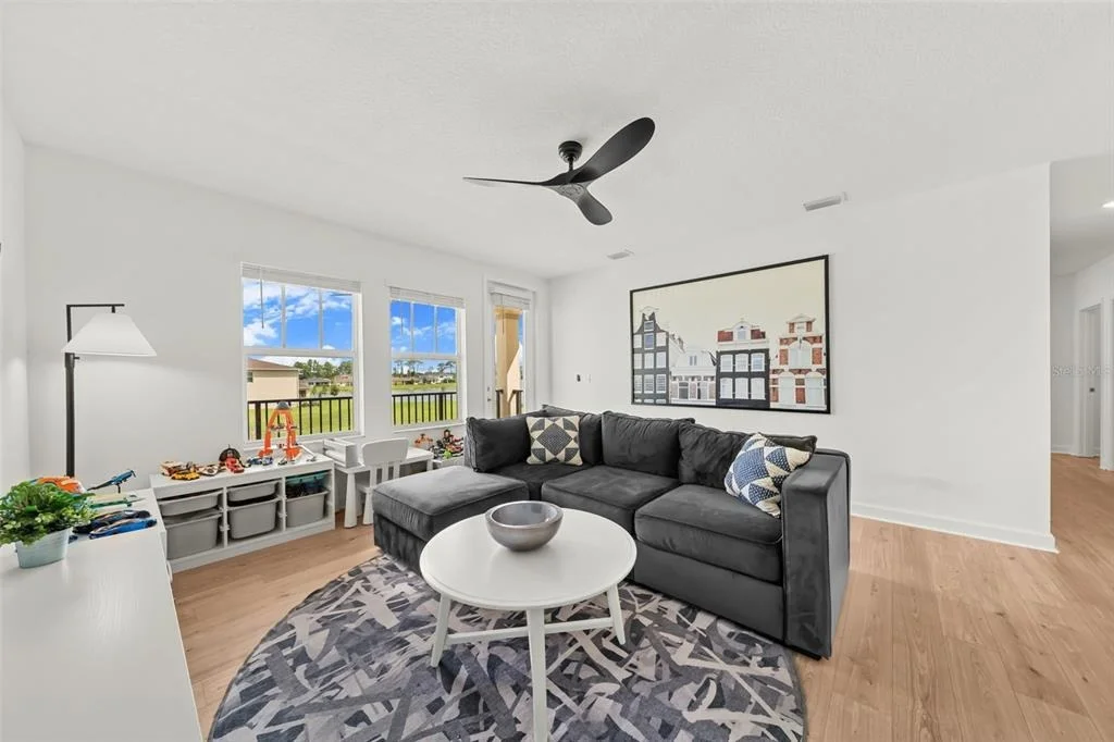 Photo of 660 VERIDIAN CIRCLE NW