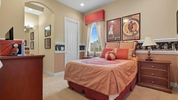 Photo of 601 SPRING OAK CIRCLE