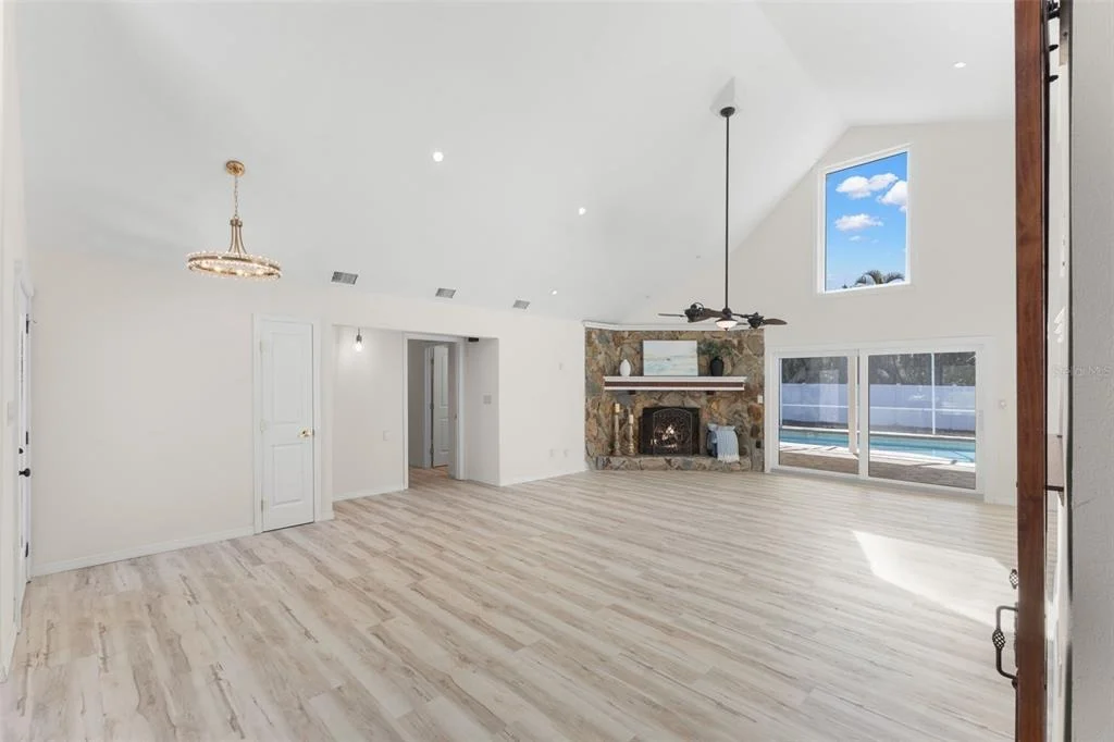 Photo of 2138 BAYOU DRIVE