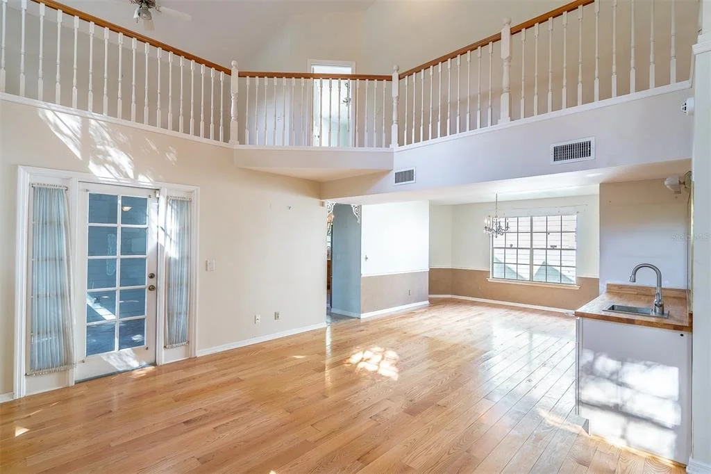 Photo of 472 MAYFAIR CIRCLE
