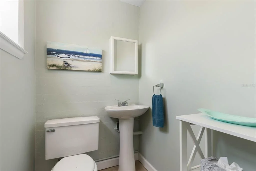 Photo of 76 BANYAN DRIVE