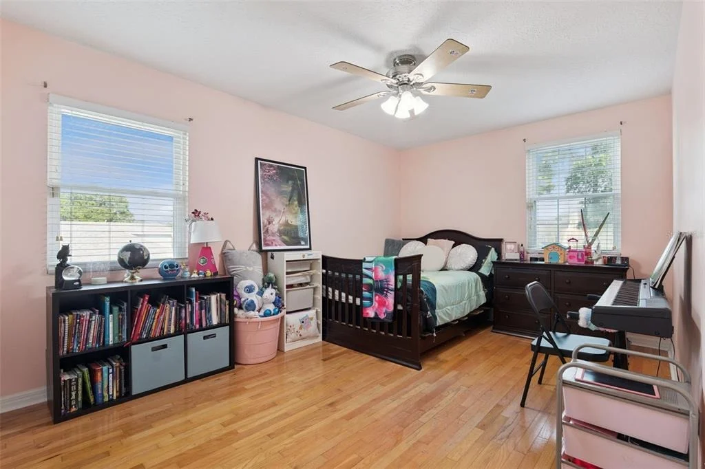 Photo of 1458 ROYAL CIRCLE