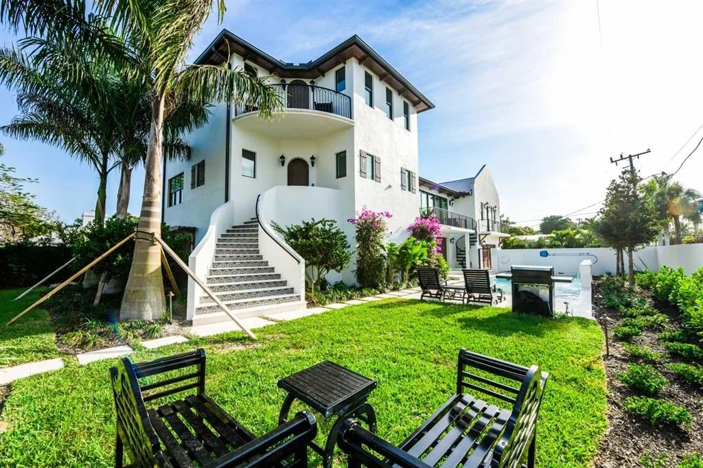 Photo of 340 JACKSON DRIVE