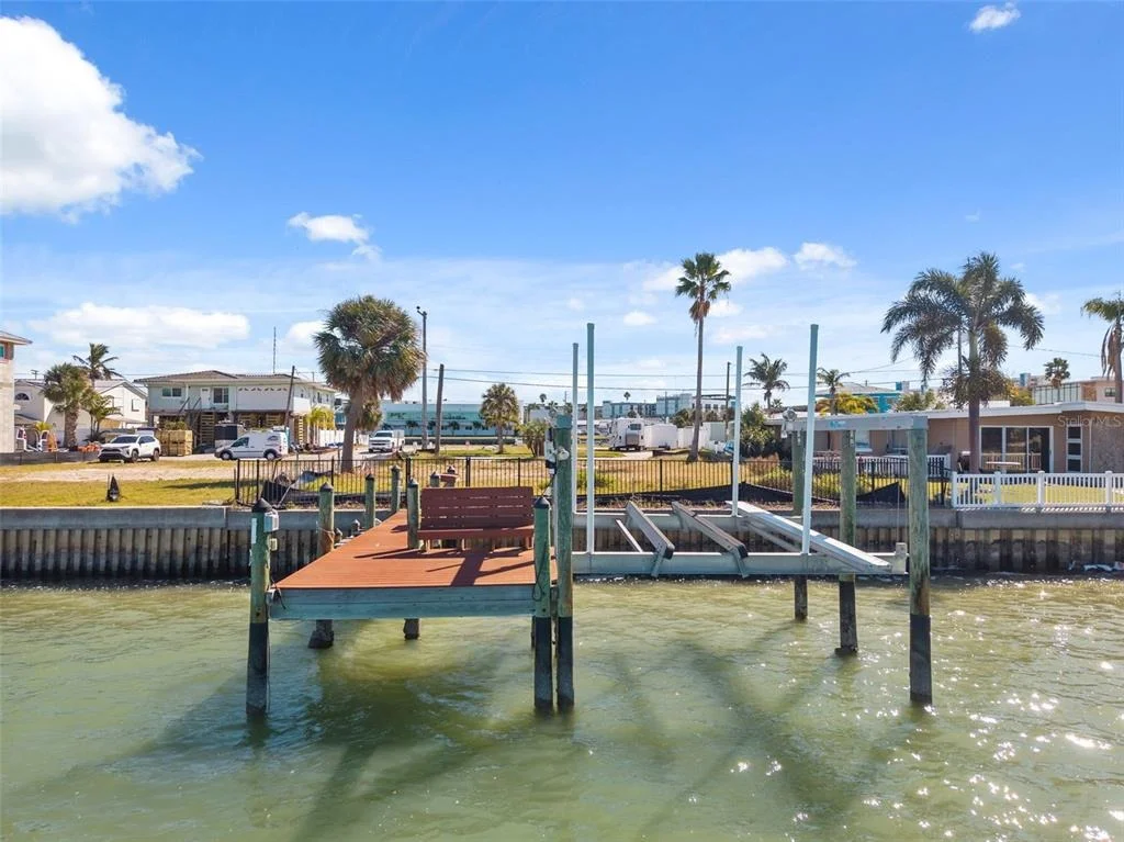 Photo of 15307 HARBOR DRIVE
