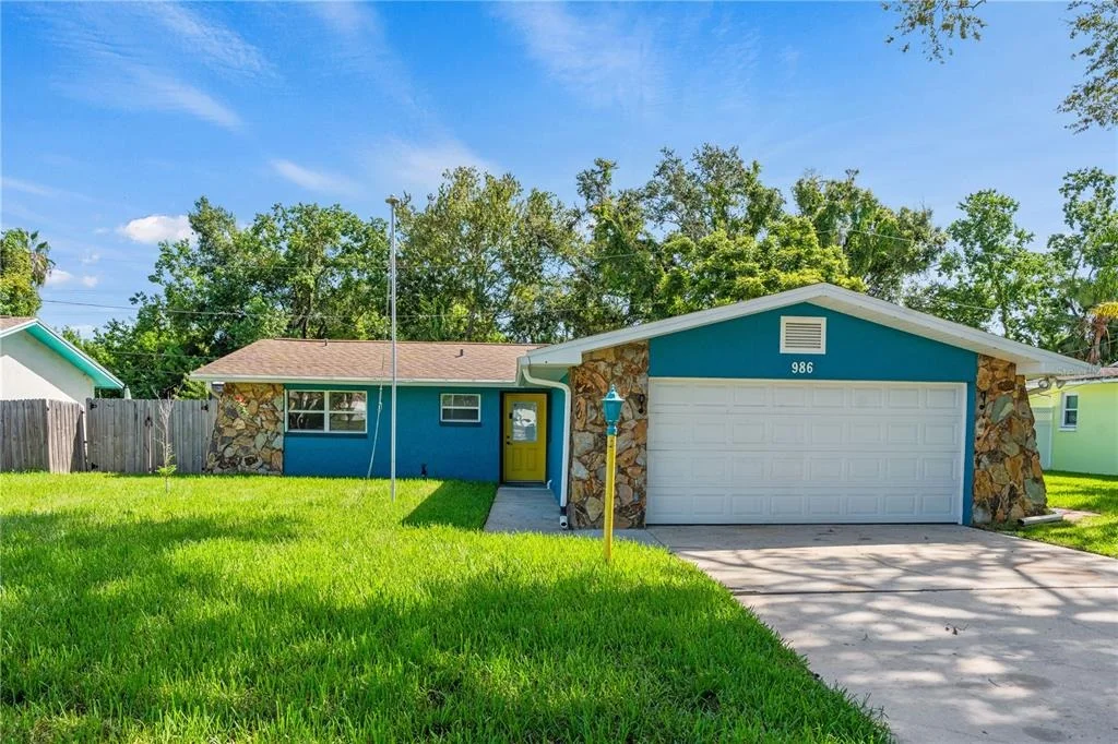 Photo of 986 LEXINGTON DRIVE