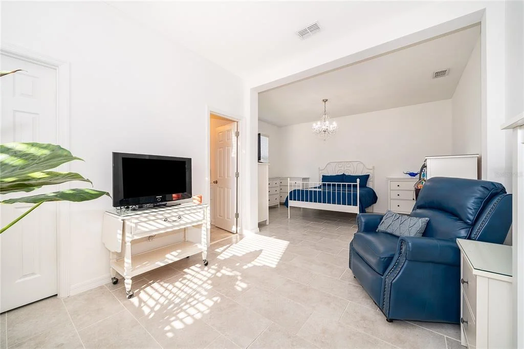 Photo of 1787 CHATSWORTH CIRCLE