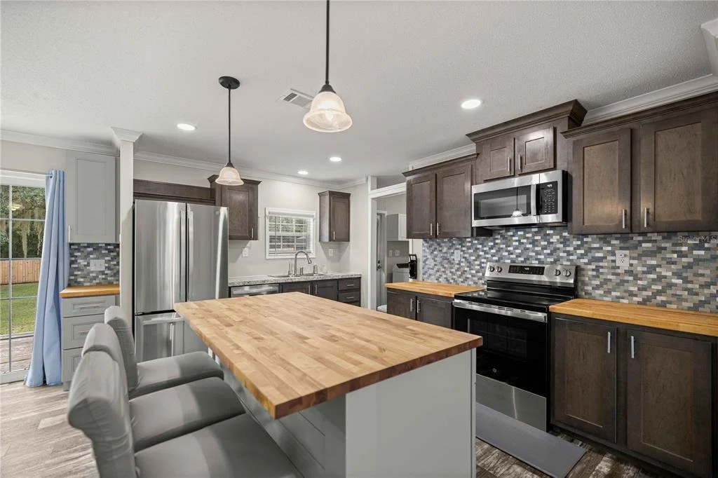 Photo of 122 SE 70TH CIRCLE