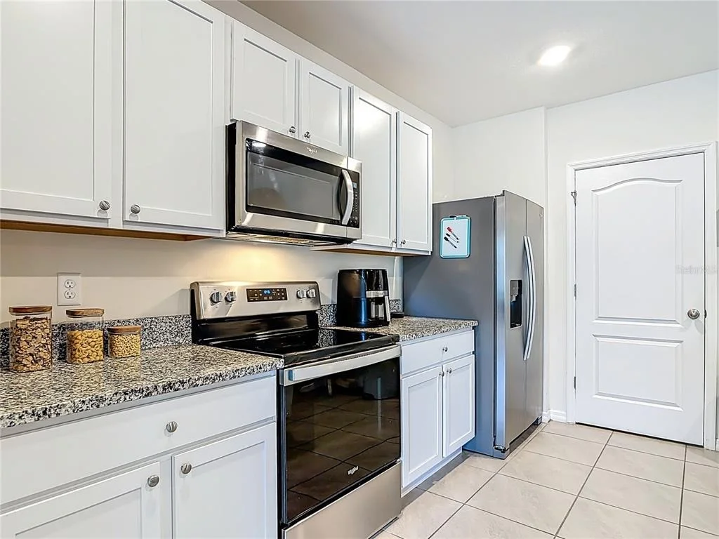 Photo of 712 RED HAWK LANE