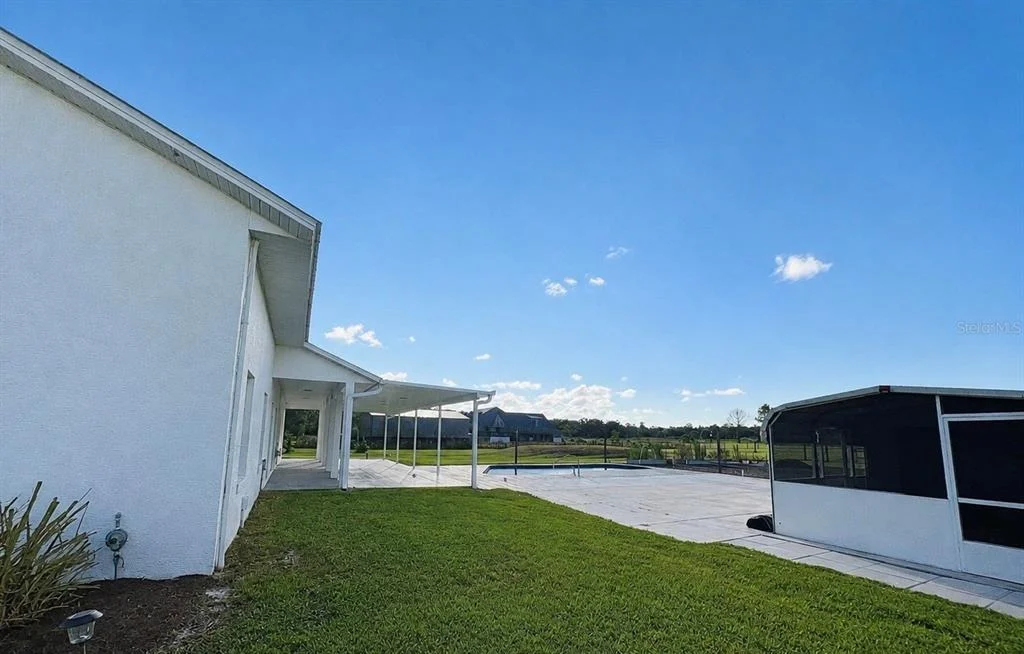 Photo of 9120 COUNTY ROAD 304