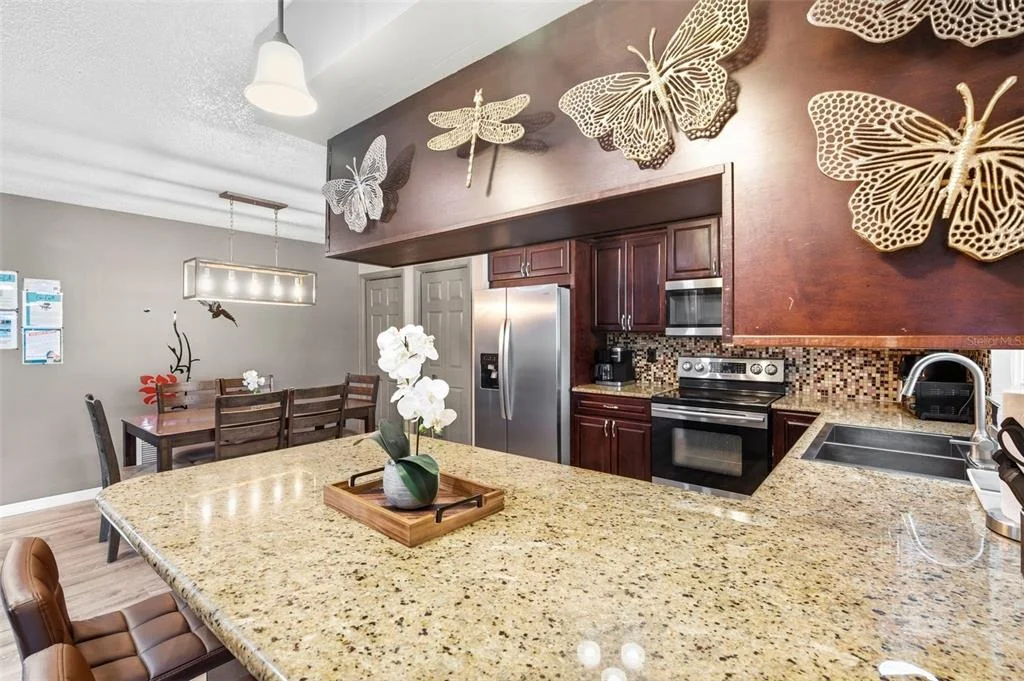 Photo of 2460 BEACON GROVES BOULEVARD